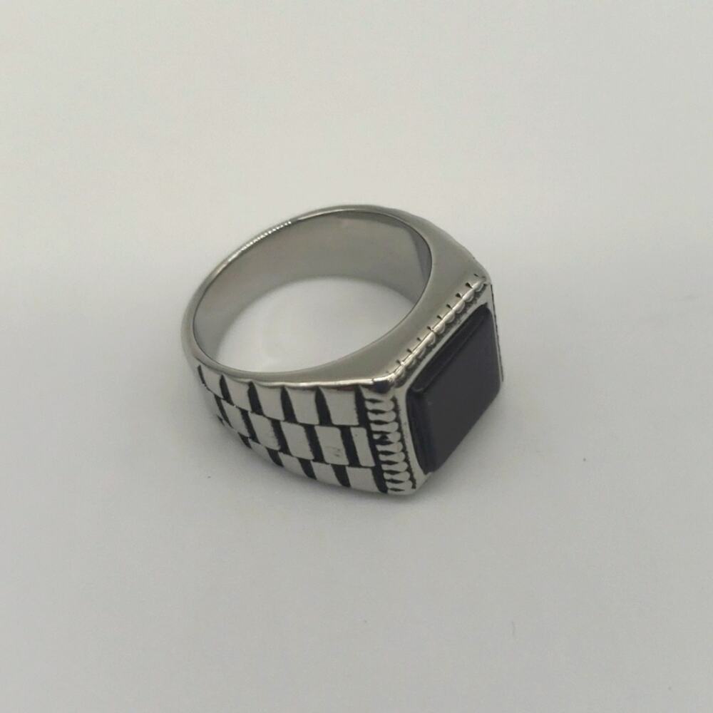 Black Stone Handmade Men's Ring Size 9 NWT
